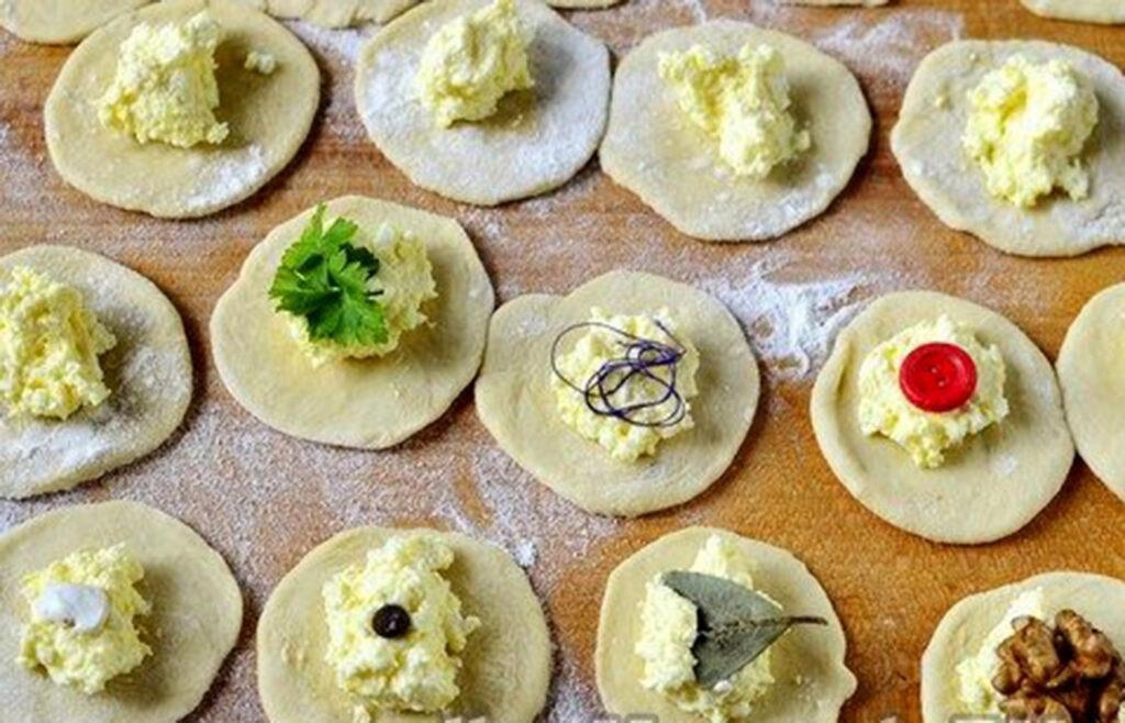 Вареники с сюрпризом на Старый Новый год: начинки и их значения