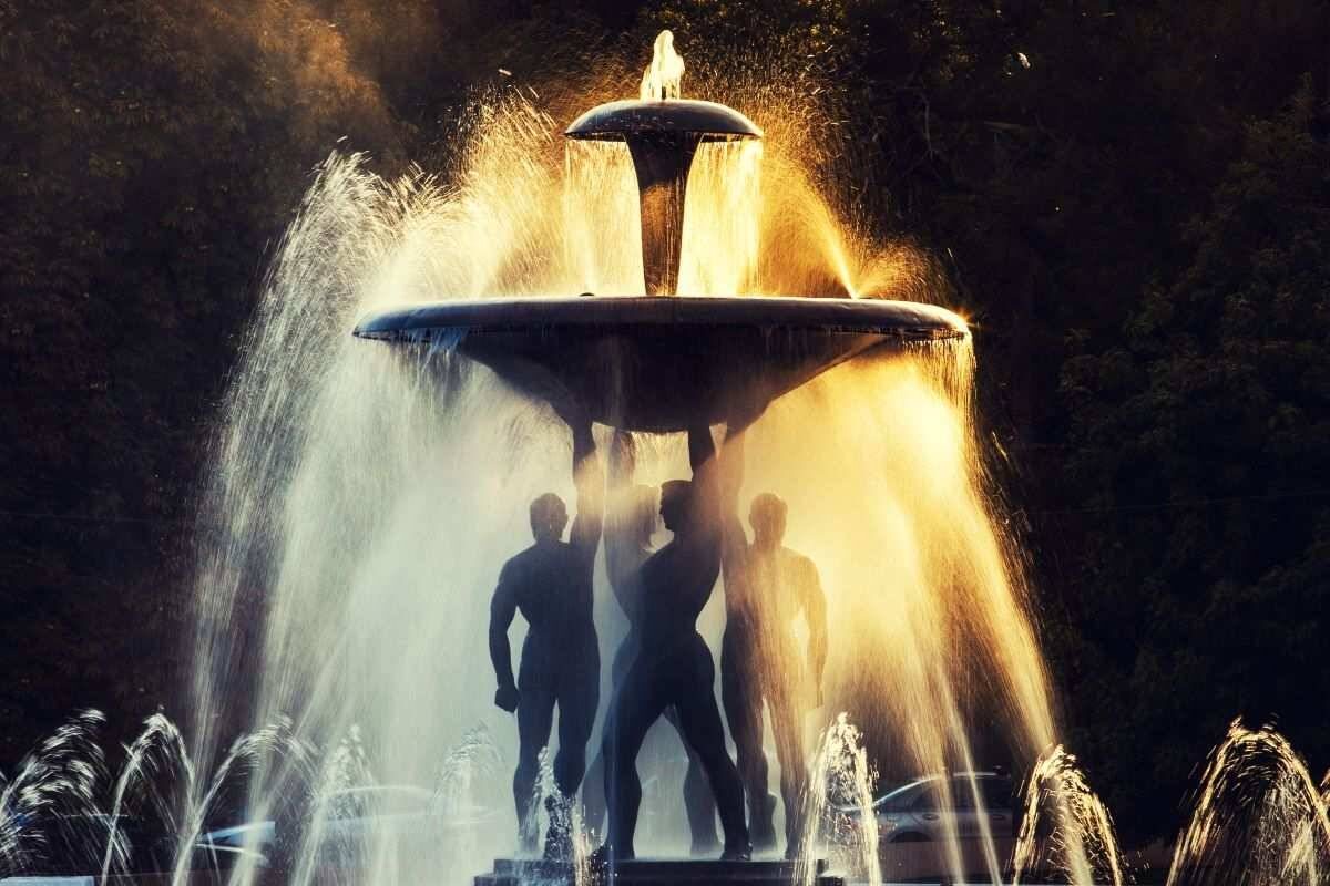 Реконструкция фонтана «Атланты» в Ростове-на-Дону: полный отчет о работах, сроках и затратах (2024-2025)