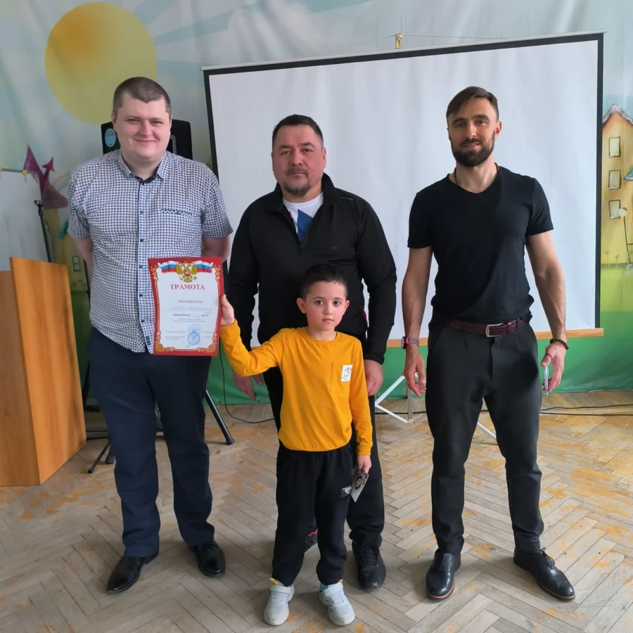 В Аксайском районе юные шашисты отметили День присоединения Крыма интеллектуальной битвой В Аксайском районе юные шашисты отметили День присоединения Крыма интеллектуальной битвой