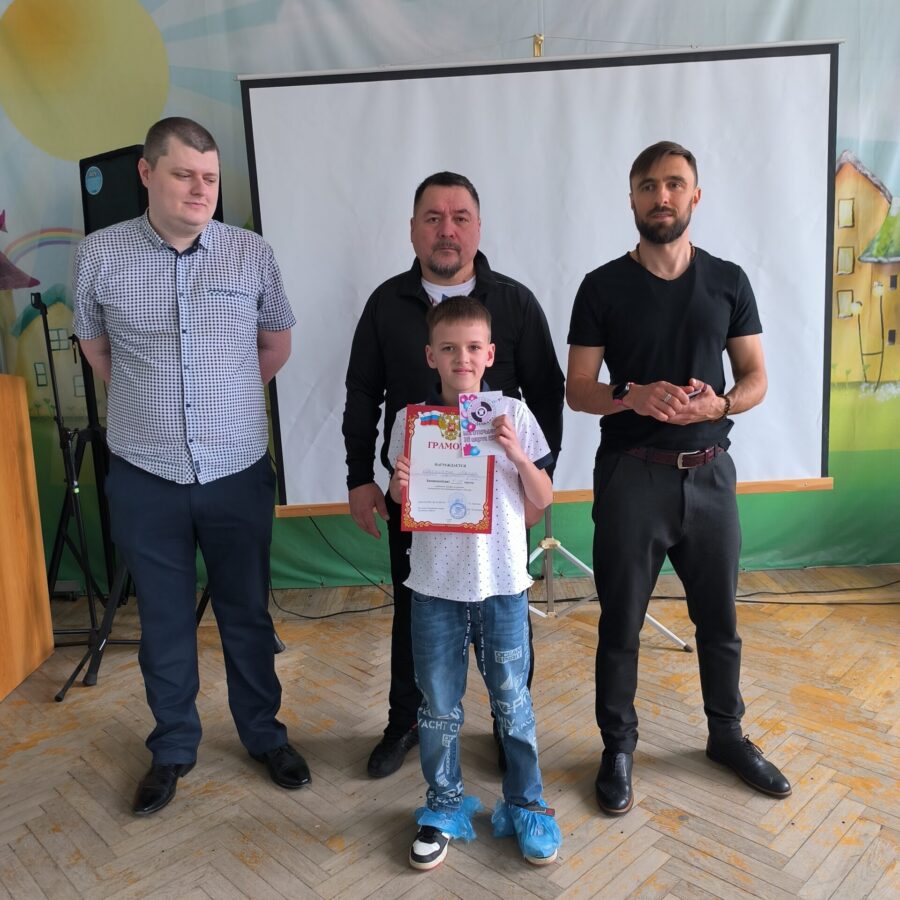 В Аксайском районе юные шашисты отметили День присоединения Крыма интеллектуальной битвой В Аксайском районе юные шашисты отметили День присоединения Крыма интеллектуальной битвой