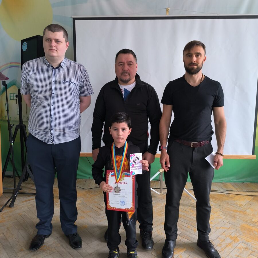 В Аксайском районе юные шашисты отметили День присоединения Крыма интеллектуальной битвой В Аксайском районе юные шашисты отметили День присоединения Крыма интеллектуальной битвой