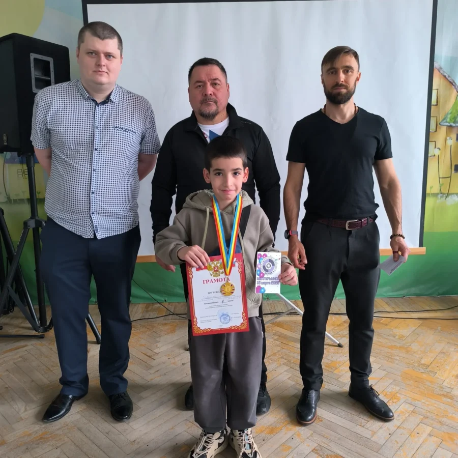 В Аксайском районе юные шашисты отметили День присоединения Крыма интеллектуальной битвой В Аксайском районе юные шашисты отметили День присоединения Крыма интеллектуальной битвой