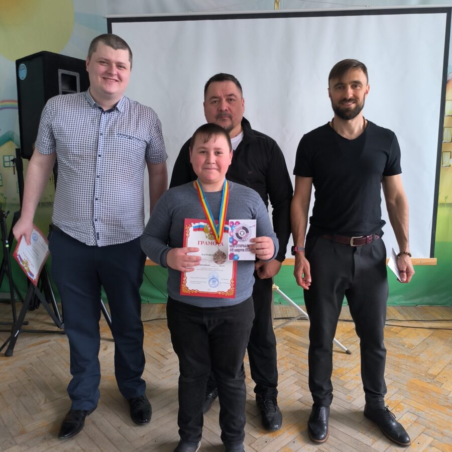 В Аксайском районе юные шашисты отметили День присоединения Крыма интеллектуальной битвой В Аксайском районе юные шашисты отметили День присоединения Крыма интеллектуальной битвой