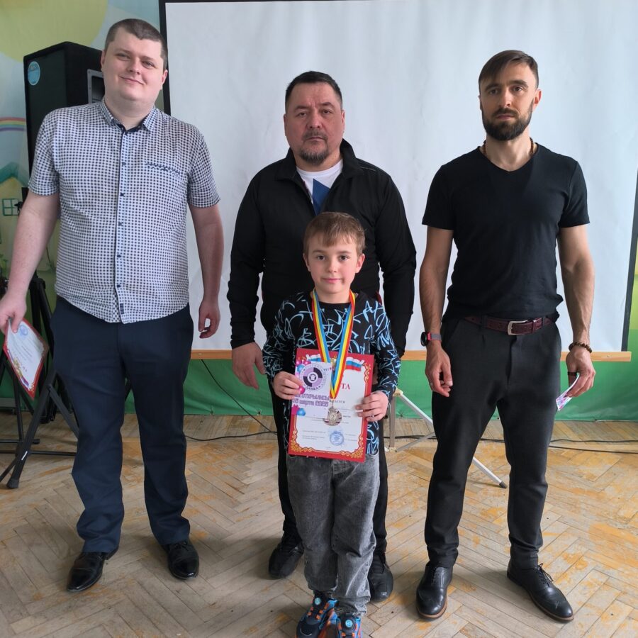 В Аксайском районе юные шашисты отметили День присоединения Крыма интеллектуальной битвой В Аксайском районе юные шашисты отметили День присоединения Крыма интеллектуальной битвой