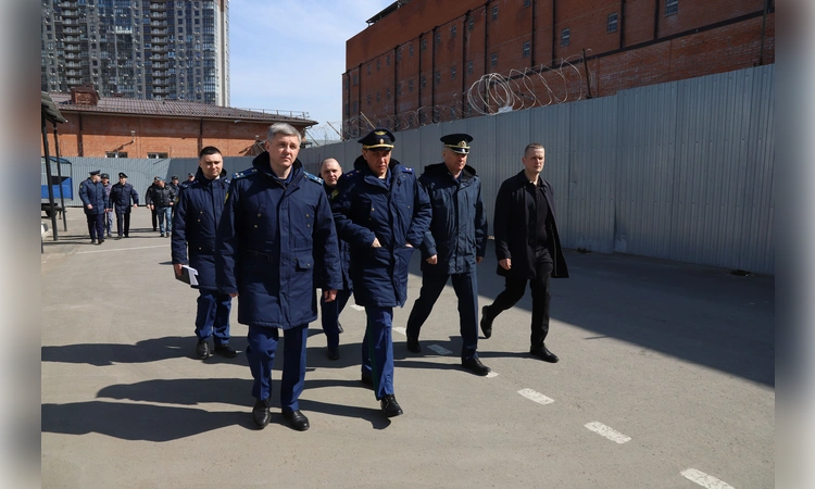 От поэзии до поимки беглецов: ФСИН Ростовской области объединяет образование, веру и социальную поддержку