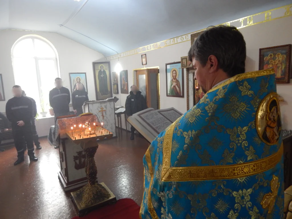 «Мы не только охраняем - мы живём»: как сотрудники ФСИН Ростовской области учатся, играют, работают и восстанавливают семьи