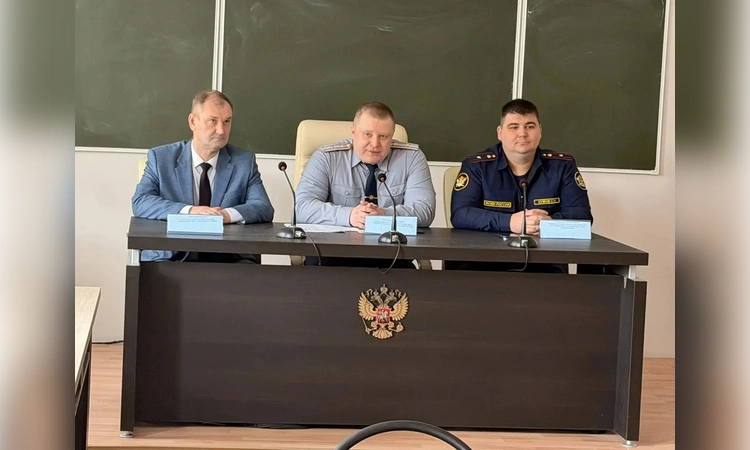 ФСИН Ростовской области отмечает праздники, помогает ветеранам и подводит итоги квартала