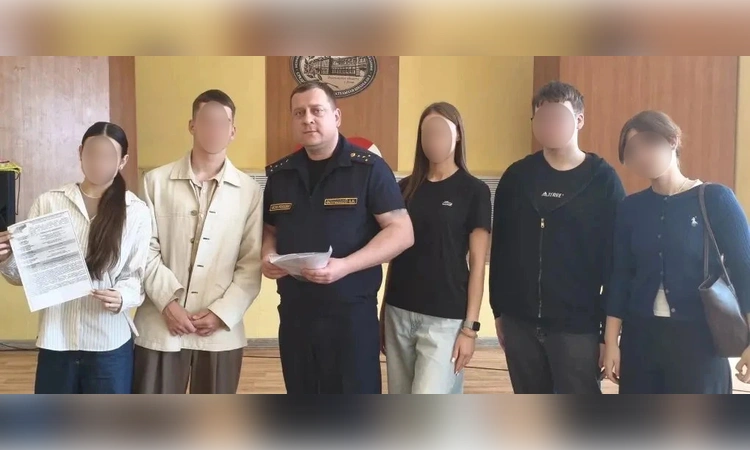 «Колокола, карьера и память»: как в колониях Ростовской области звонят в честь Гагарина, ищут работу и чтут жертв войны