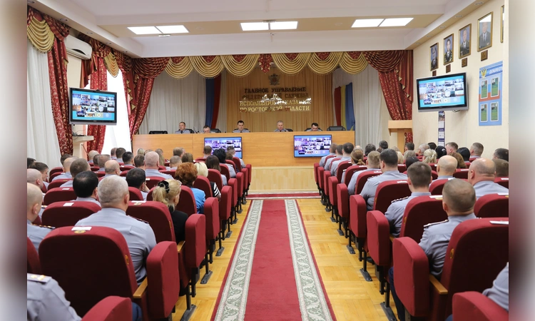 ФСИН Ростовской области отмечает праздники, помогает ветеранам и подводит итоги квартала