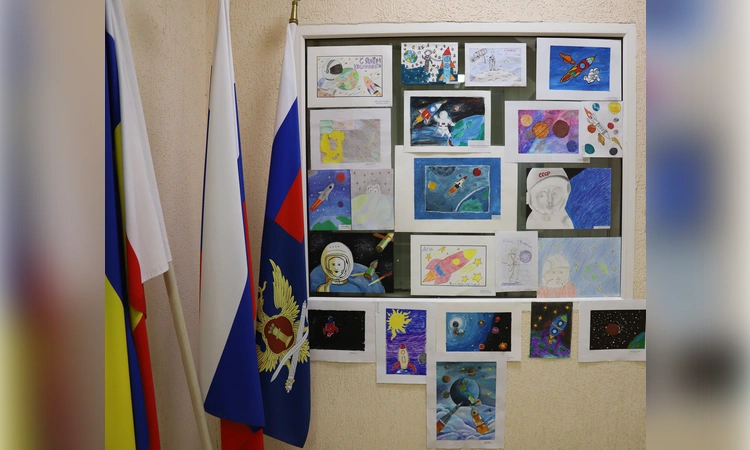 «Колокола, карьера и память»: как в колониях Ростовской области звонят в честь Гагарина, ищут работу и чтут жертв войны