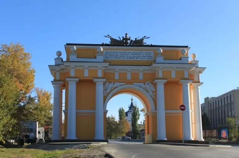 Западная триумфальная арка