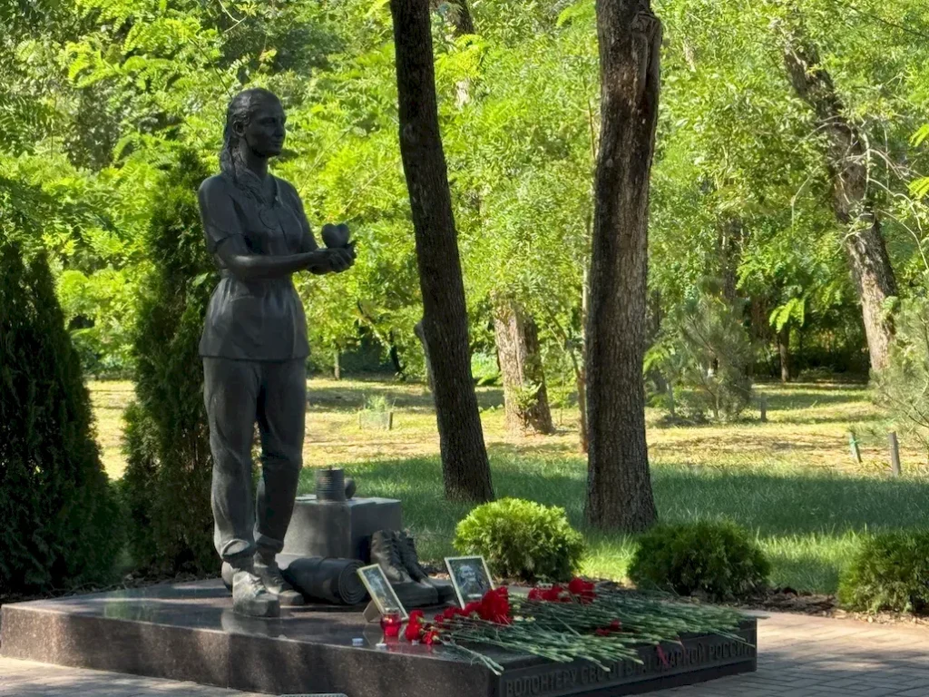 «Тюр и Чапай рядом с нами»: в Ростовской области почтили память погибших волонтёров Народного фронта